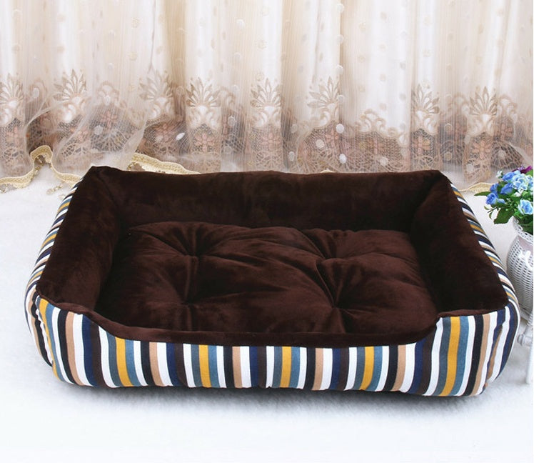 Cozy brown Teddy cat litter bed with striped edges, made from soft PP cotton, perfect for pets to relax.