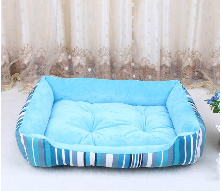 Cozy teddy cat litter bed in vibrant blue with stylish striped edges, perfect for cats and small dogs.