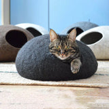 Handcrafted Wool Cat Bed